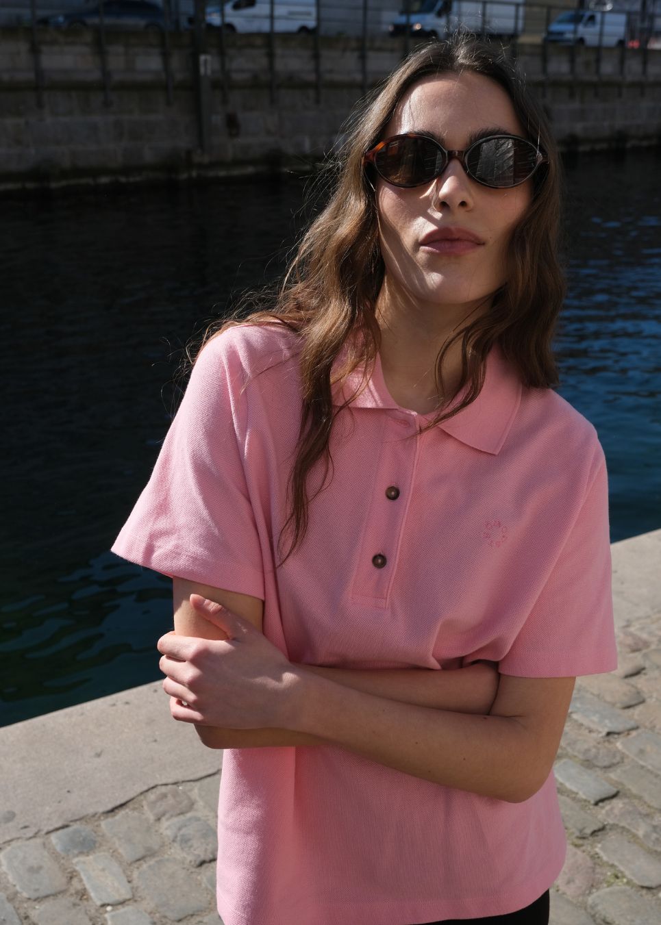 Short-sleeved polo in pink in 100% cotton pique with an embroidered logo. NobuMD LS polo has a placket with 3 buttons.
