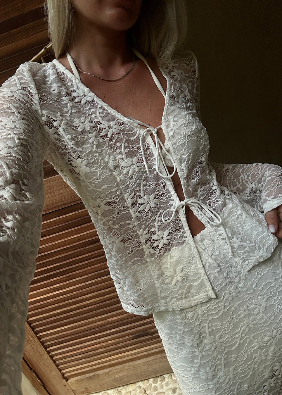 TildeMD ls lace top - Soft White