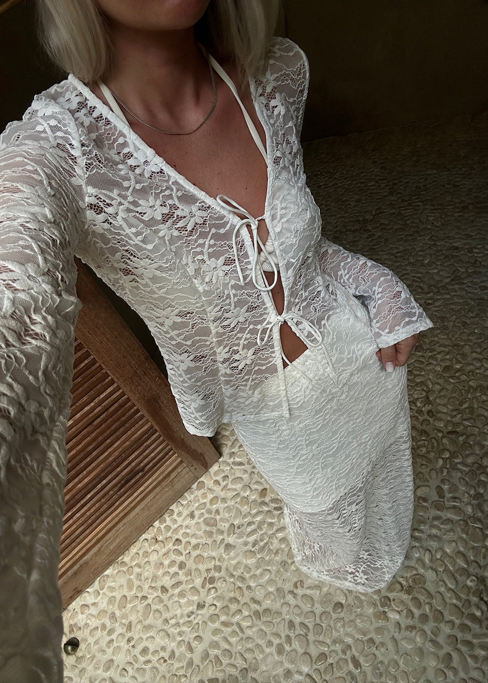TildeMD ls lace top - Soft White