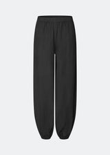 Balloon pants in 100% organic cotton. The AkselMD Pants feature side pockets and elastic at the waist and ankles, creating a balloon effect. Chic and stylish pants, perfect for both everyday wear and more dressed-up looks.