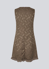 Elegant short dress in textured, patterned fabric. The Briannamd Dress features feminine details such as an A-line silhouette and a ruffle trim, is sleeveless, and designed with a round neckline and a back zip closure. Made from 100% recycled polyester.