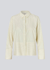 Elegant and timeless shirt in a light, exclusive quality with fine stripes. BrodieMD Shirt is designed with a classic collar, long sleeves and a concealed button closure for a clean, sophisticated look. A versatile wardrobe essential, perfect for both work and effortless everyday styling.