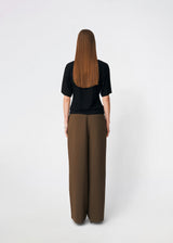 Classic T-shirt crafted from a soft and comfortable fabric. Ciliane T-shirt features a gently fitted silhouette with a crew neckline, short sleeves, and built-in shoulder pads that create a modern, structured look. Its clean, timeless design makes it a versatile wardrobe essential, perfect to wear on its own or layered under jackets, knitwear, and blazers.