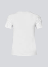 Tight fit basic t-shirt top in white with a high and straight neckline. DaeMD top is made from a ribknitted organic cotton. 