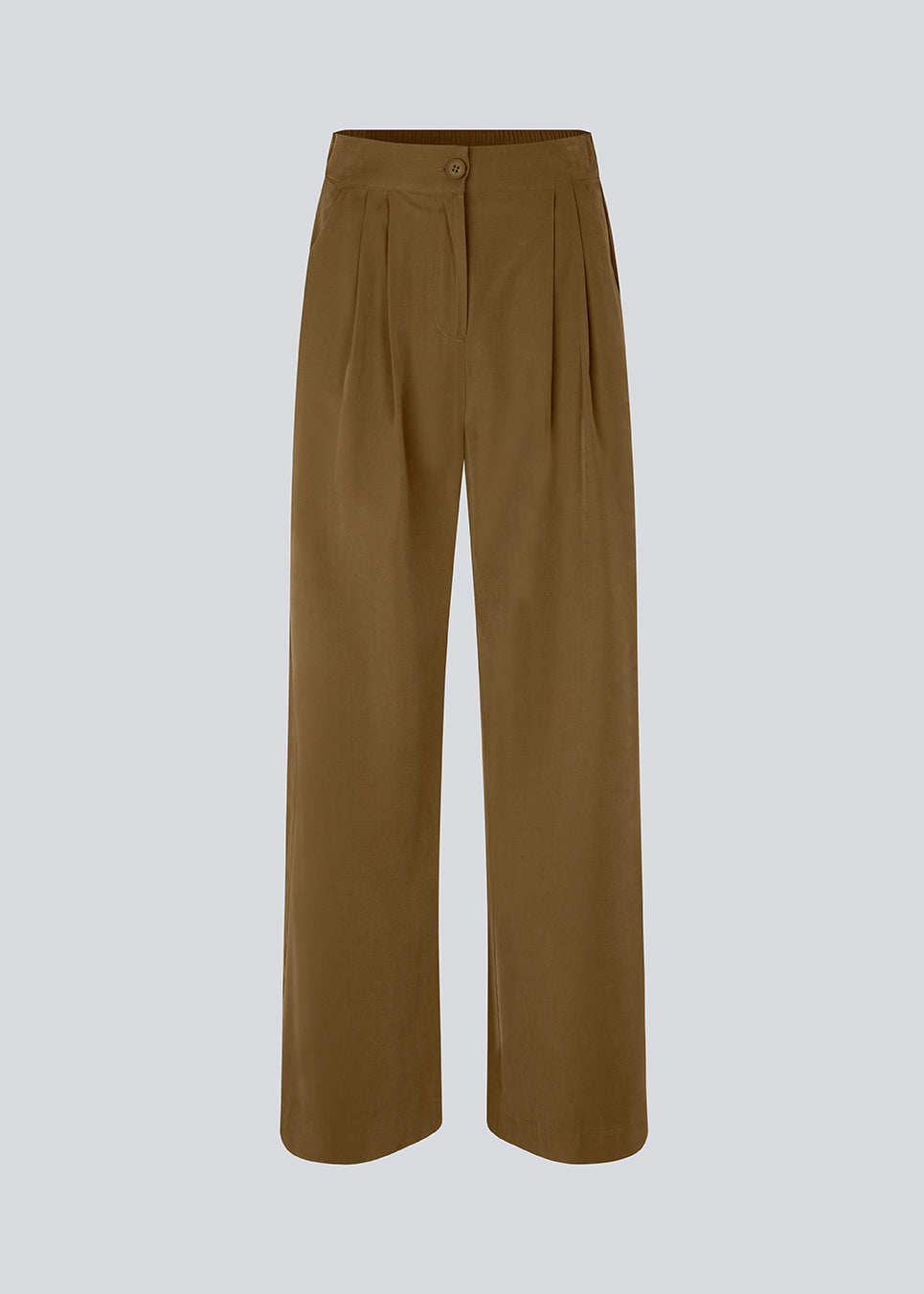 FanyaMD pants in brown have a menswear-inspired look with straight, wide legs, a high waist with zip fly and button and elastication in the back. Double pleat in front and side pockets. The model is 175 cm and wears a size S/36.