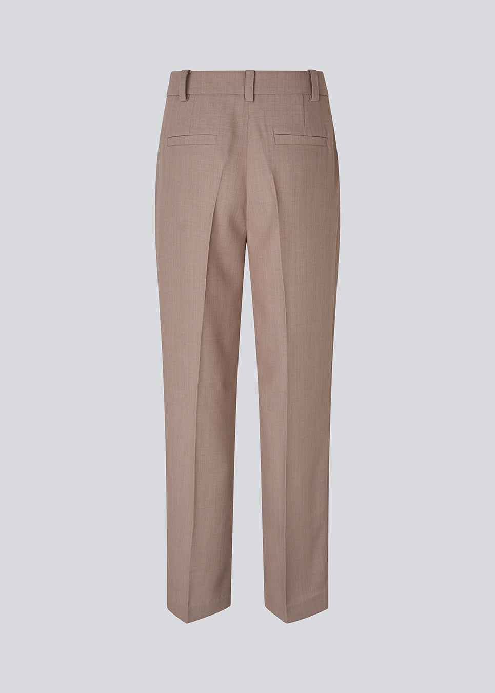 GaleMD 2 pants features the classic Gale design, but in a light quality. The pants has straight, wide legs with creases for an elegant look.