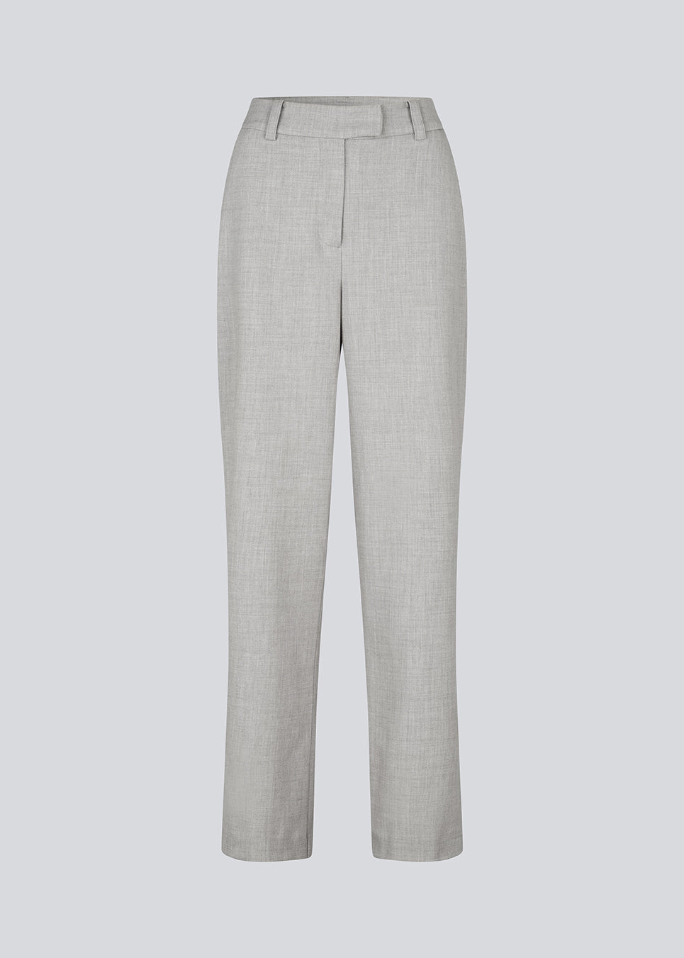 High-waisted pants in a woven quality with zip fly with hidden hook and bar closure. HeartMD pants has slanted side pockets and faux welt pockets in the back. Straight legs. The model is 175 cm and wears a size S/36.