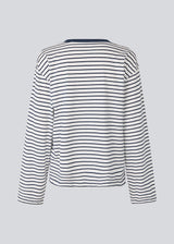 Longsleeved t-shirt made from cotton jersey with stripes. HellenMD LS stripe t-shirt has a relaxed silhouette with wide sleeves and a round neck.