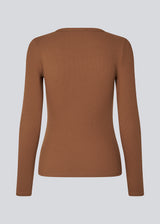 Basic t-shirt in soft cotton rib with stretch. Igormd short t-shirt has a tight fit with short sleeves.