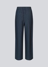 Navy suit pants with medium-high waist, pleats and wide legs. IsabelMD pants a zipper side pockets and paspoil back pockets.
