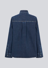 Classic shirt in denim with metal studs details. LuccaMD shirt has a shirtcollar, two front pockets and a button closure.