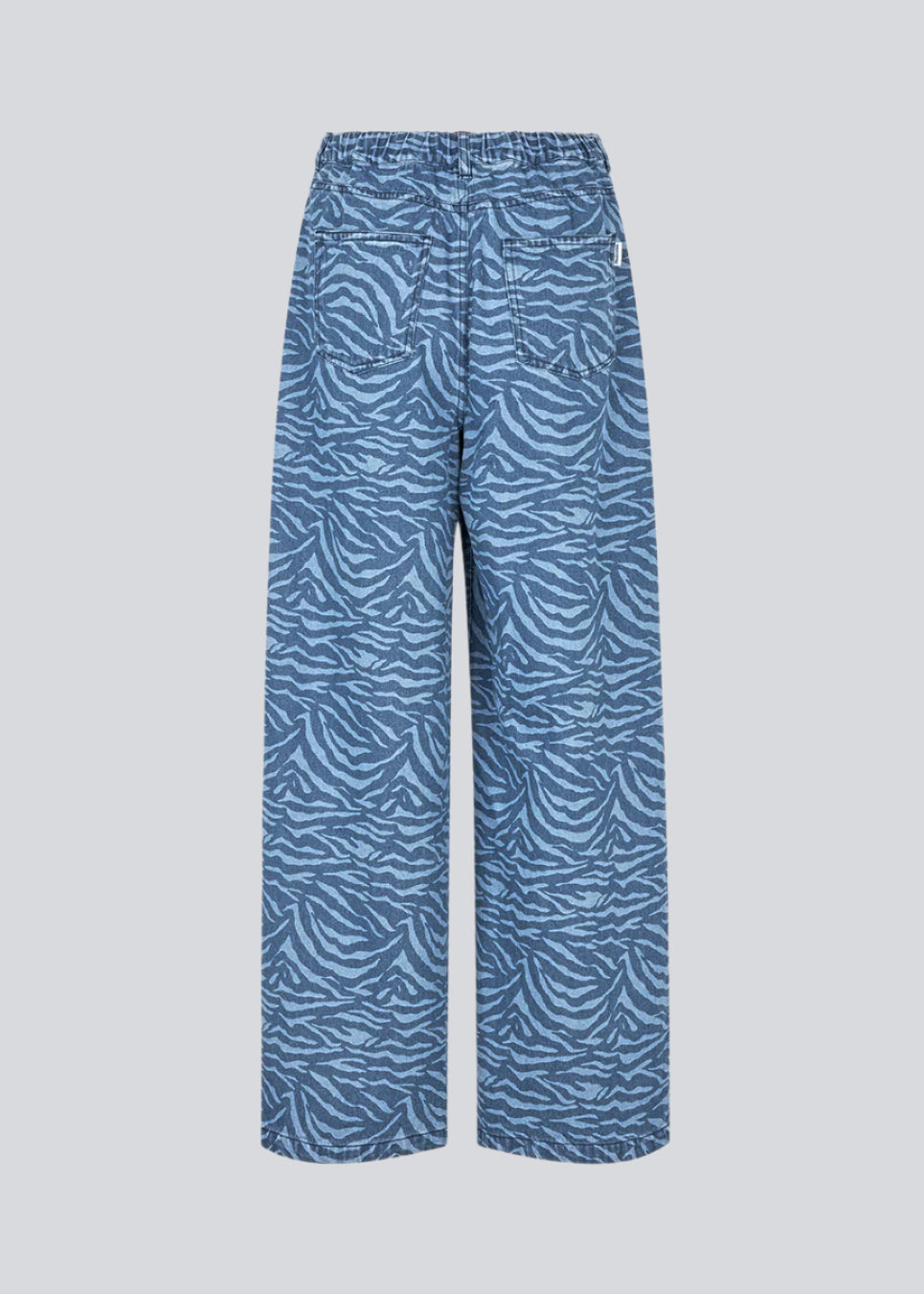 Jeans with wide legs in a cottondenim. MaseMD print pants has a high waist, front and back pockets and an elastic in the waist.
