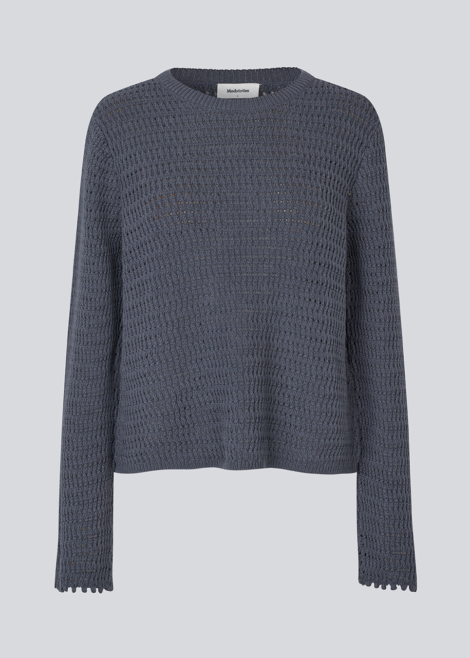 Crochet top in dark blue in organic cotton. MieMD o-neck has detailed trimmings and long wide sleeves.