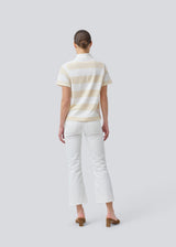 Short-sleeved polo in 100% cotton pique with an embroidered logo. NobuMD LS polo has a placket with 3 buttons.