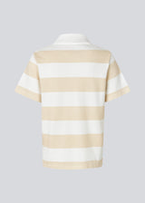 Short-sleeved polo in 100% cotton pique with an embroidered logo. NobuMD LS polo has a placket with 3 buttons.