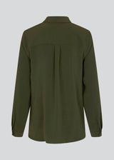 Classic shirt in dark green in a loose and relaxed silhouette. Ossa shirt has a small collar, slim cuff and buttons in a matching colour for a sleek design.