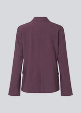 Purple classic blazer with elegant design. The Ripleymd blazer has two front pockets and an asymmetric button closure – a refined and modern take on the classic blazer.