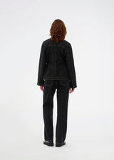 Edgy jeans in cotton denim with sewing details and classic pockets. Sandermd Jeans have belt loops, hidden zipper closure and a single button closure that creates a modern look.