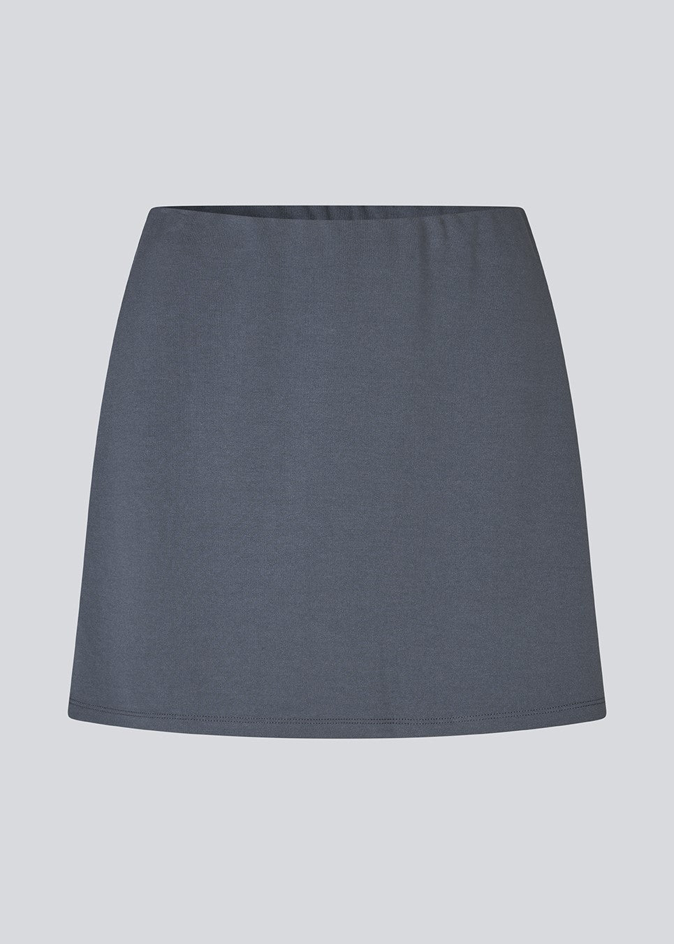 Short flared skirt in a stretchy material in dark blue. TurnerMD flare skirt has an elastic waistband. Match the skirt with the top: TurnerMD tank top.