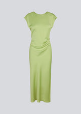 Elegant satin dress in green made from 96% recycled polyester. The UnityMD Dress features short sleeves, an ankle-length silhouette, and beautiful draping at the waist that accentuates the figure. The deep back and tie detail add a feminine and sophisticated touch. The model is 175 cm and wears a size S/36.
Material:
4% Elastane
96% Recycled Polyester