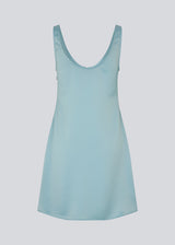 Mini dress in blue in lustrous satin. The ValdoMD dress features a round neckline, thin straps, a discreet zipper, and a gently A-line silhouette that drapes beautifully over the body. The smooth satin surface gives an elegant look, perfect for both everyday wear and festive occasions.