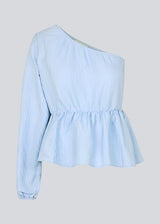 Short dress in a structured and shiny quality in blue. TelmaMD dress has a relaxed fit with a v-shaped neckline and short puff sleeves.