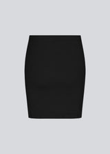 Nice and short basic skirt from Modström. Tutti skirt in Black has a slim fit and a must-have basic style in your waredrobe.