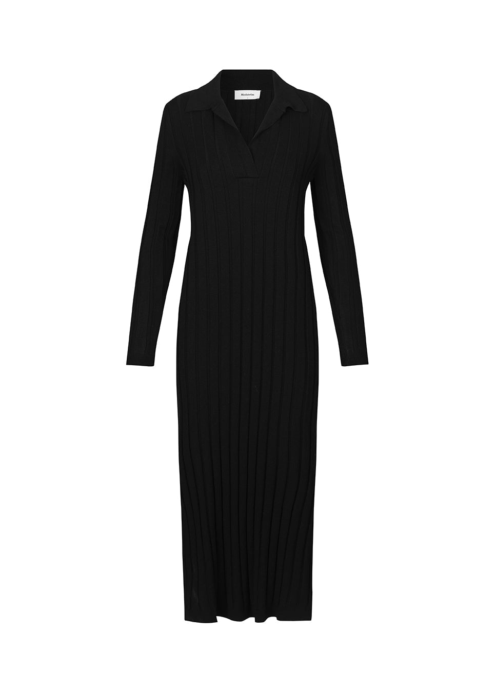 Midi dress in black in rib knit in a figure-hugging fit with long sleeves and slits in both sides. AveryMD dress has a v-neckline and collar in narrow rib.