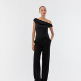 Off-shoulder top in a stretchy material. HimaMD off-shoulder top is fitted and slightly cropped.