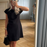 Short-sleeved dress with ruffled details. Pandymd dress has a loose fit with volume in the skirt.&nbsp;