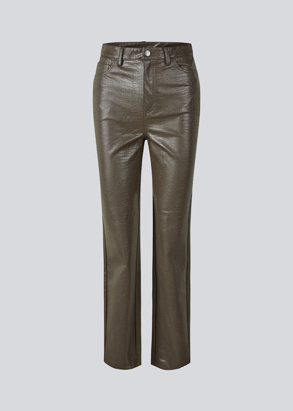 Pants in a soft brown faux leather material with a croc-style effect. TerriMD pants have straight wide legs with a medium-high waist in a classic five-pocket design.