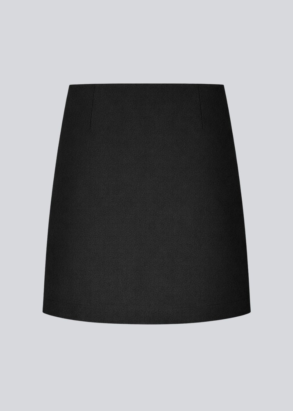 Classic A-line black skirt in short length. GaleMD skirt has a simple expression with a hidden zip at the side seam and a slit in front.&nbsp;