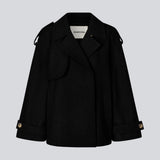 Cropped double-breasted wool coat with hidden buttons. EsmundMD jacket has classic coat details with raglan sleeves and an high yoke at the back. Lined. The model is 175 cm and wears a size S/36.