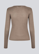 HarperMD LS top is a slim-fitting top with long sleeves and a round neck made from a thin, soft jersey