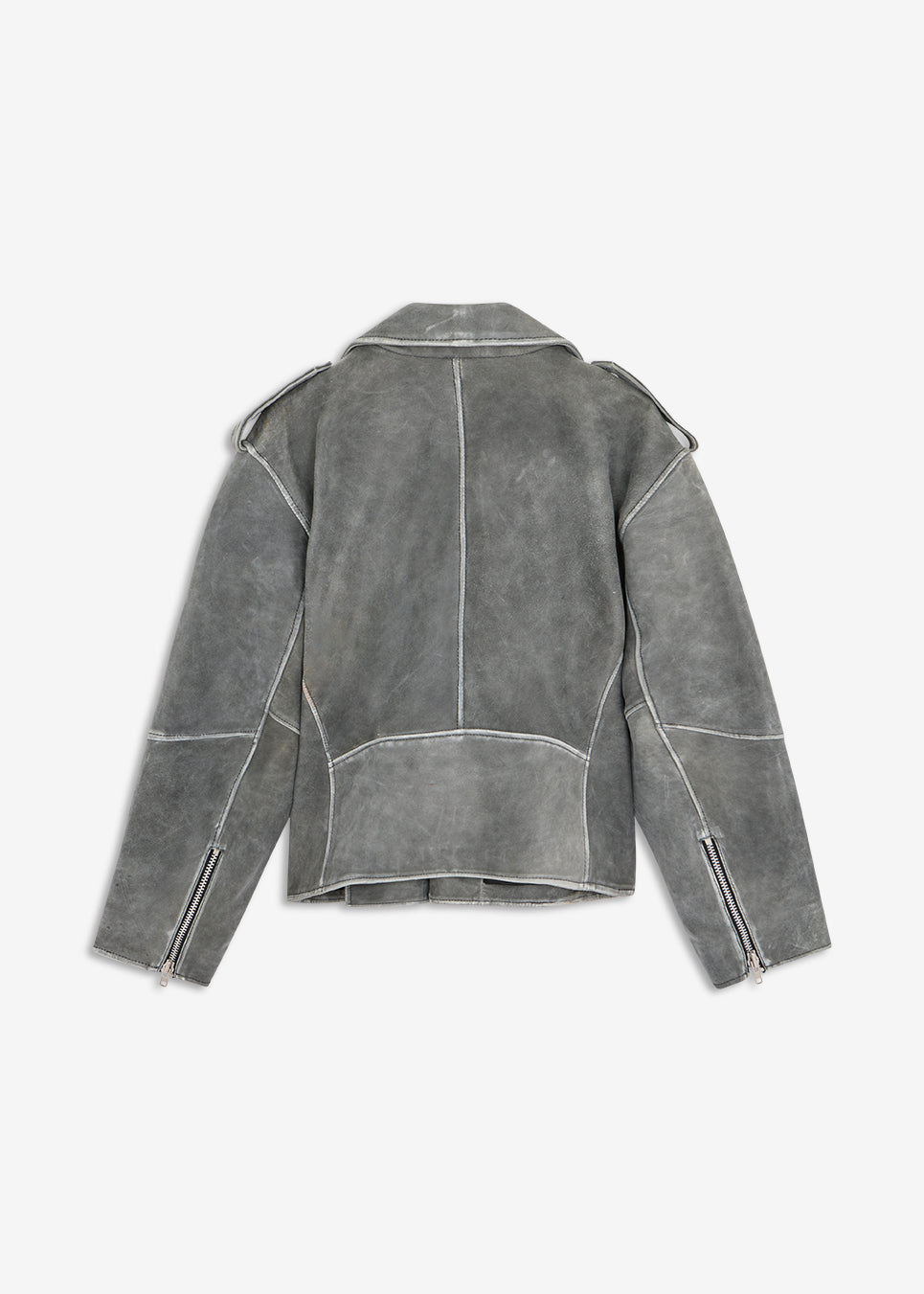 Grey leather jacket in soft lamb leather with bias zipper in front, lapels with push buttons, and long sleeves with zipper. The jacket is oversized. HullaMD jacket has bias front pockets with zip closure in front. Lined. The model is 175 cm and wears a size S/36.