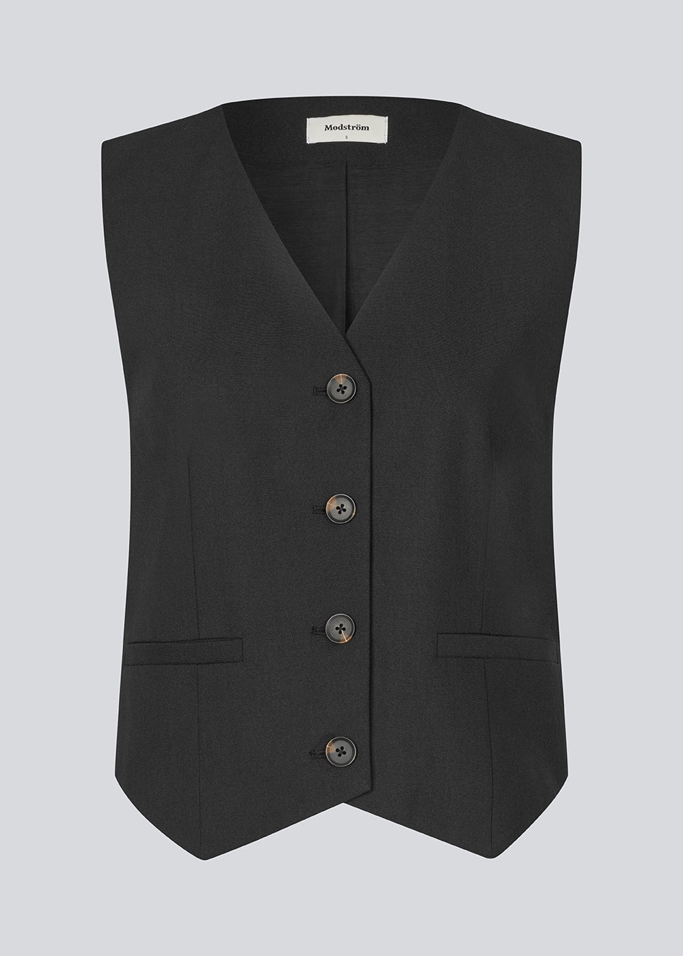 Tailored vest in woven quality with a v-neckline, buttons in front and fake paspel pockets. GaleMD 2 vest is fully lined.