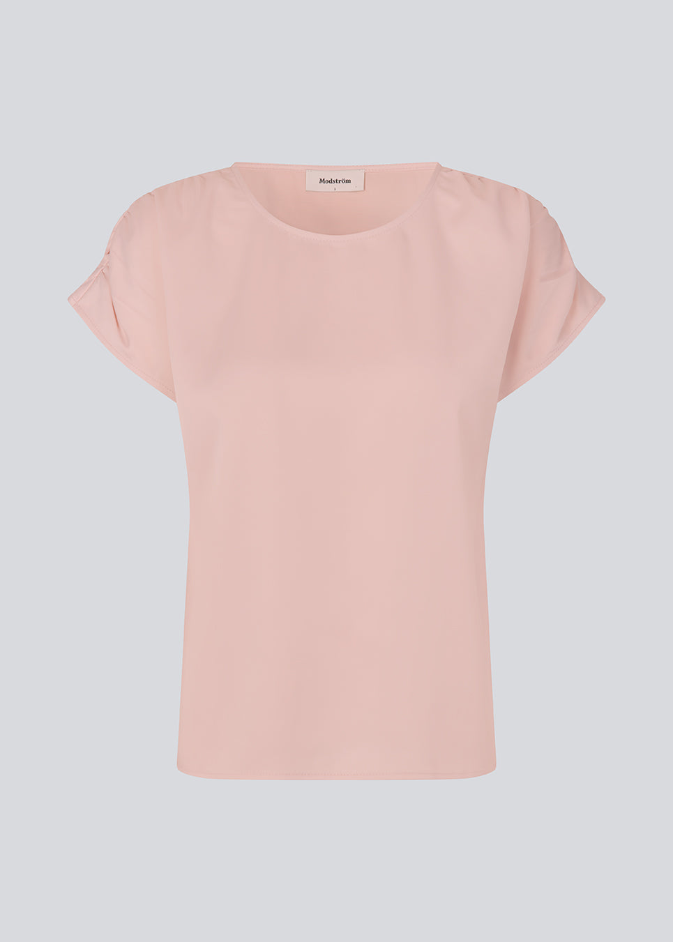 Lyserød t-shirt med løs pasform i satin. MylaMD SS top har en rund halsudskæring og rynkedetaljer på ærmet.