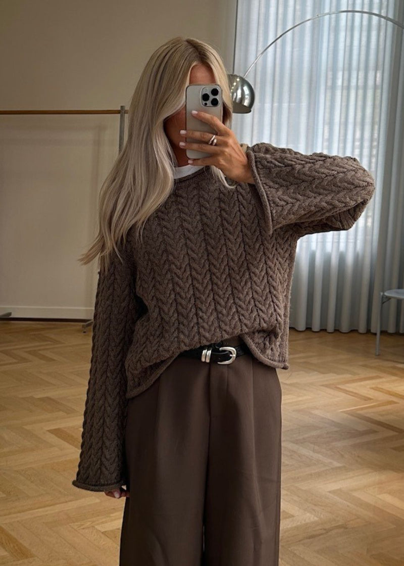 Shop KurtisMD o-neck sweater - Chocolate Chip – Modström COM