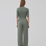 Short-sleeved in a soft green t-shirt with a high neck. Krown t-shirt is of a nice rib quality and has a tight fit.