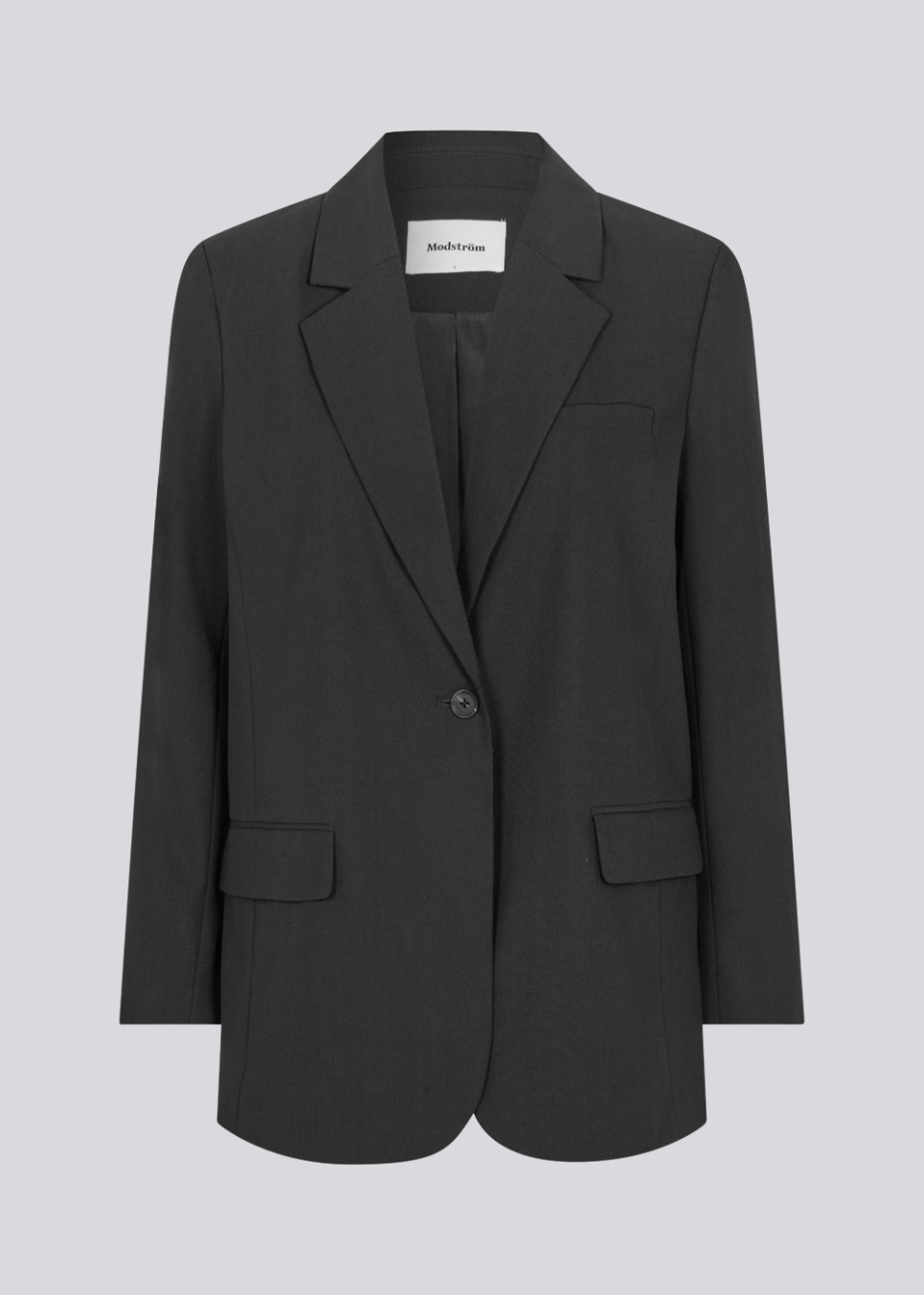 GaleMD 2 blazer in black features the classic and well-known Gale design, but in a lighter quality. The blazer has a button closure in front and a chest pocket on the left side.