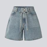 Stylish cotton denim shorts. The AggiMD Shorts are long and feature classic details such as pockets, belt loops, a button-and-zip fly closure, and a drawstring belt at the waist. A modern and relaxed choice for summer outfits.