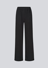 Light and comfortable pants. The AgneteMD Pants feature side pockets, loose legs, and an elastic waistband. These stylish pants combine comfort with a modern, relaxed look.