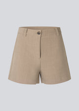 Tailored shorts. The AlayaMD Shorts feature classic details such as belt loops and a button-and-zip fly closure. A stylish and modern choice that combines classic design with summer-ready comfort.
