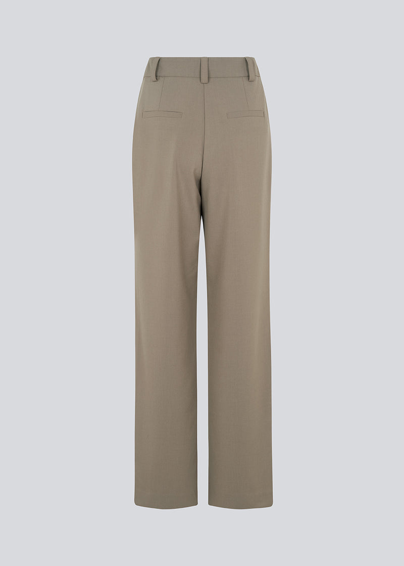 Drawstring linen trouser with applied pockets | Pants | Men's | Ferragamo US
