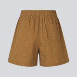 Comfortable printed shorts. The ApricotMD Print Shorts are made from 100% organic cotton and feature a loose, long fit with an adjustable waist. Perfect for relaxed summer looks with a feminine touch.