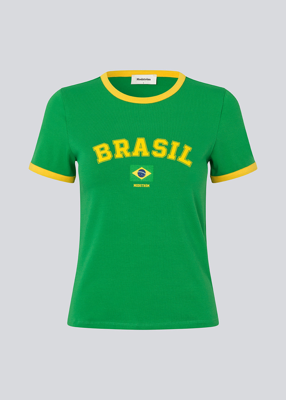 Fitted T-shirt with Brazil logo. The AstaMD Brasil T-Shirt features contrast trims on the short sleeves and round neckline. A sporty and modern T-shirt, perfect for everyday and casual looks.
 