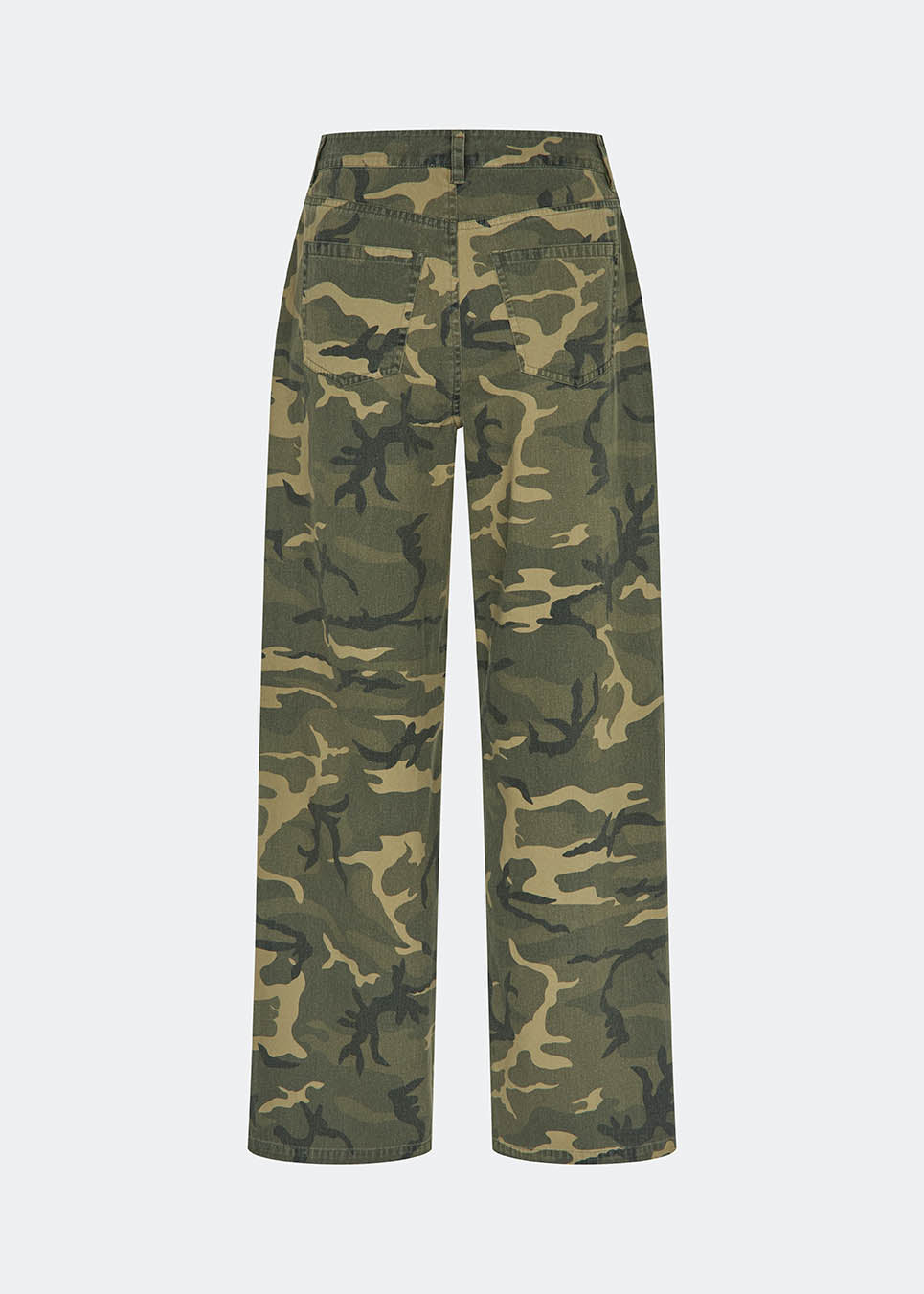 Cool utility-inspired trousers. AtheneMD pants combine a bold camouflage print with a straight-leg fit. A strong statement piece that’s easy to style with a simple top for a modern, fashion-forward outfit.