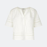 Short-sleeve blouse with embroidery details. The AyoMD Top has a relaxed fit with gathered details at the neckline and a V-neckline with a single button. Made from a lightweight 100% organic cotton fabric, perfect for a feminine and relaxed look.