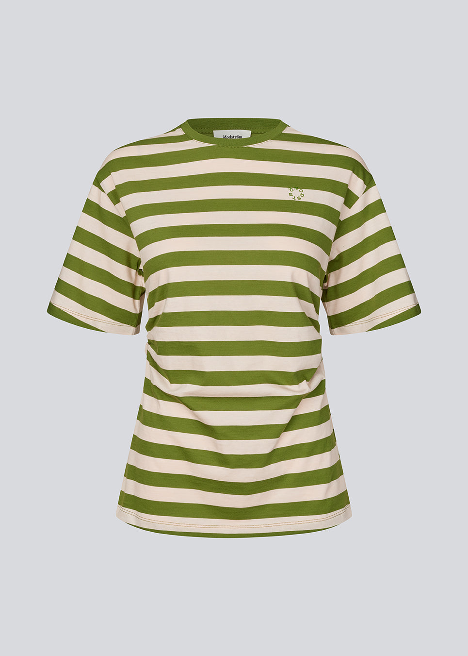 Fitted striped T-shirt with a subtle chest logo. The Barneymd T-Shirt features short, wide sleeves, a round neckline, and flattering side ruching – a chic and sporty must-have for a sleek wardrobe.