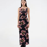 Elegant, fitted maxi dress in lightweight, sheer mesh with draped detailing. The BenjaMD Print Dress is designed in a graphic floral print for a modern and eye-catching look - perfect for occasions where you want to stand out in style and fashion.